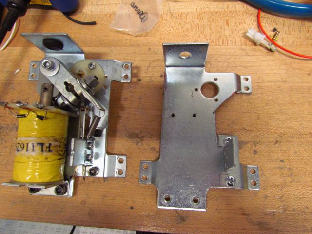 99
A new  flipper plate  has  been modified to properly  fit  monster Bash.This includes  eliminating the mounting tab on the u