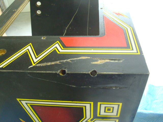 95
    Touch ups have been wiped off.There is wrinkling  in the decal that will have o be fixed along with bumps and bruises.