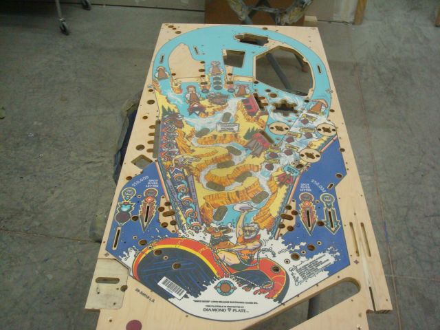 159
 Now that the cabinet is  pretty much ready I can get back to the playfield.The playfield has been done for a couple weeks 