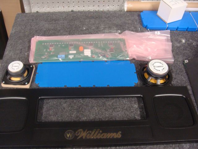 85
 DMD  plastic panel has been  cleaned and  refinished.
 New plastic lens,display and speakers will be installed.