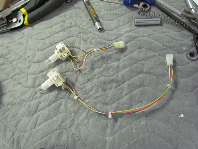 159
I have built a new  extended  buy in button  so the wiring  will be neat and clean.