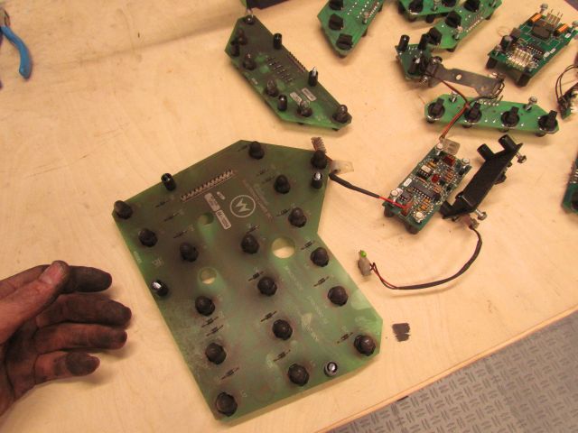 98
Now for the lamp boards.They are mostly  just dirty,need the pins reflowed and might need some new bulbs.